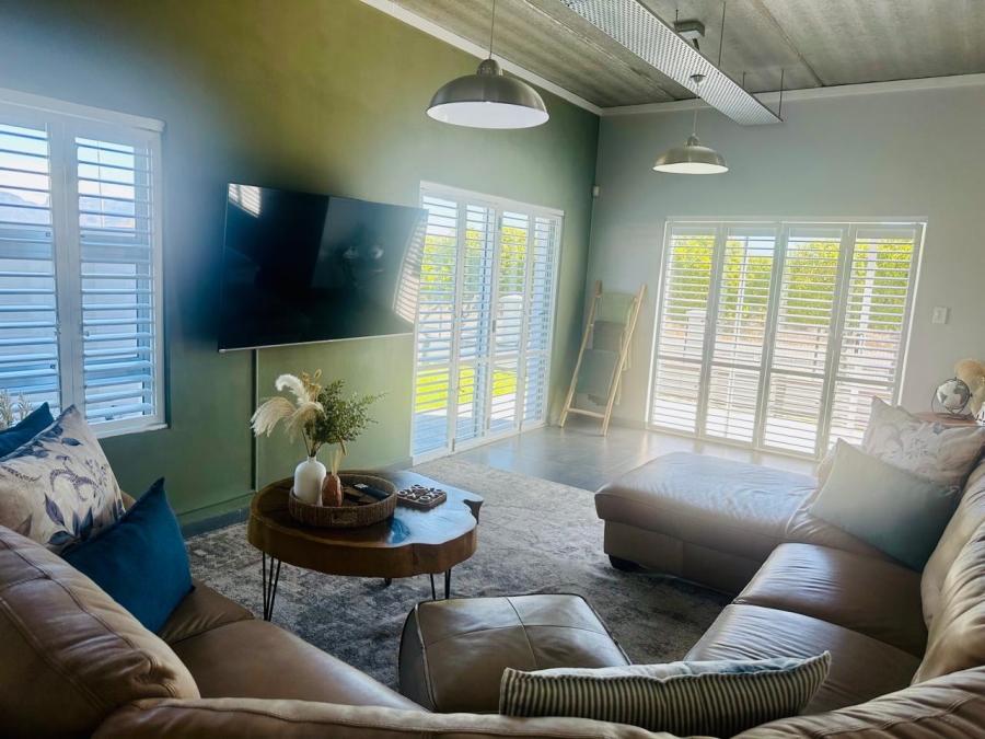 To Let 3 Bedroom Property for Rent in Big Bay Western Cape